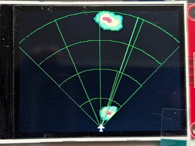 2.4" screen 2.4" screen